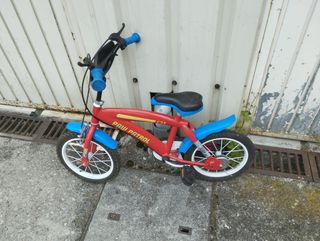 Bicicleta Patrulla Canina Niñ@ Roja y Azul