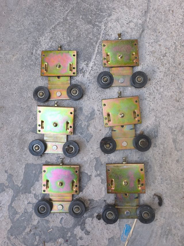 Rodillos para puertas correderas 6 unidades