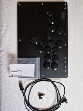 Hitbox Haute42 R16 con Magicboots