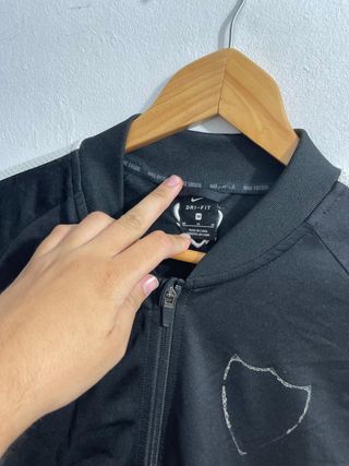 ¡¡OFERTA!! Talla M Chaqueta Nike Dri-Fit Negra