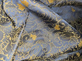 Tessuto Damascato,le foglie Oro sono in Velluto 