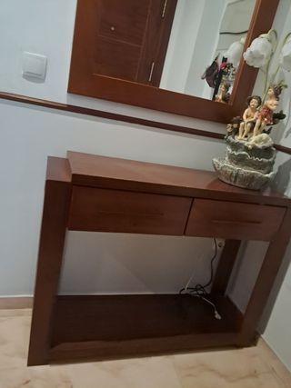 Mueble recibidor madera con espejo