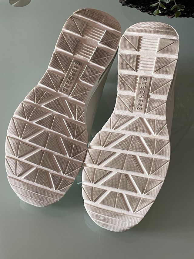 Skechers Million Air