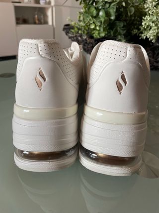 Skechers Million Air