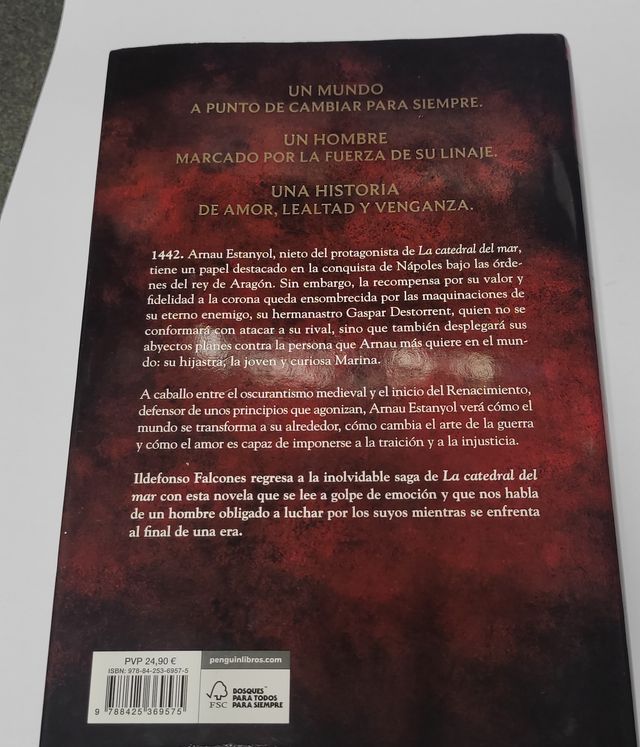 En el amor y en la guerra (La catedral del mar 3)