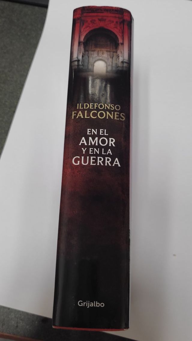 En el amor y en la guerra (La catedral del mar 3)