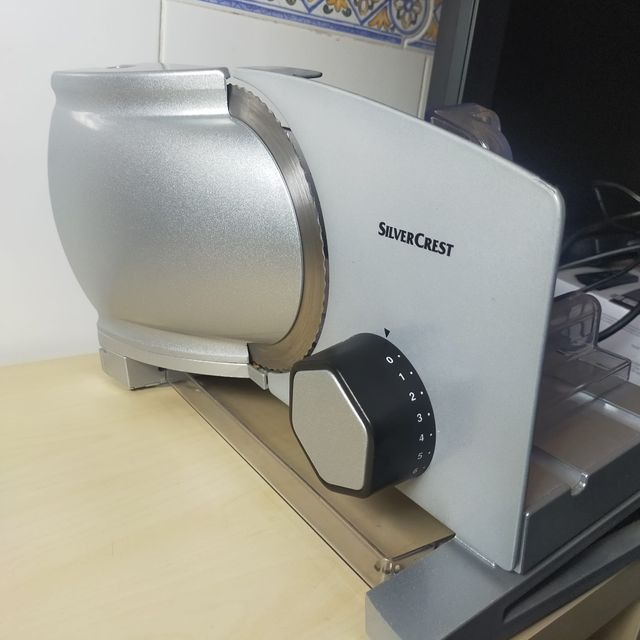 Cortadora de embutido SilverCrest. Como nueva!!