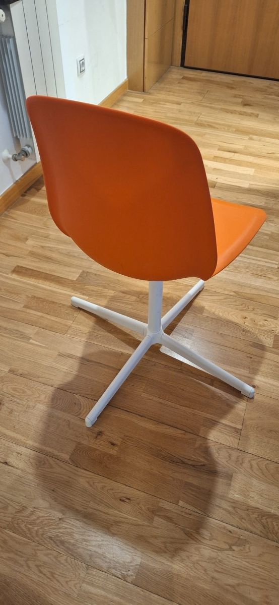 Silla de estudio juvenil naranja