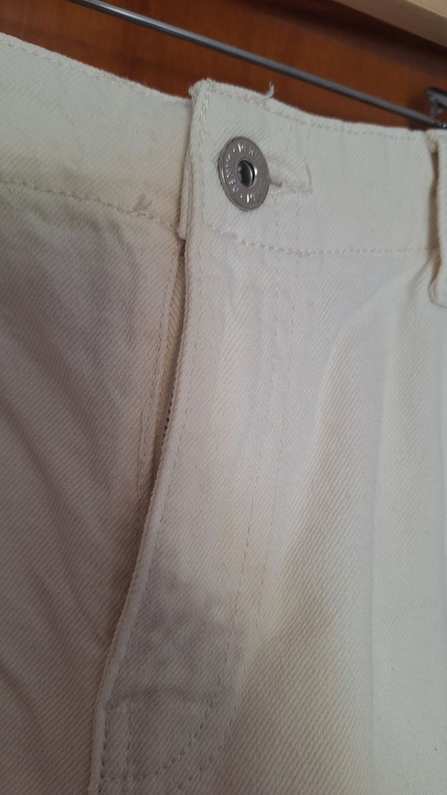 Pantalón corto Lefties beige bolsillos