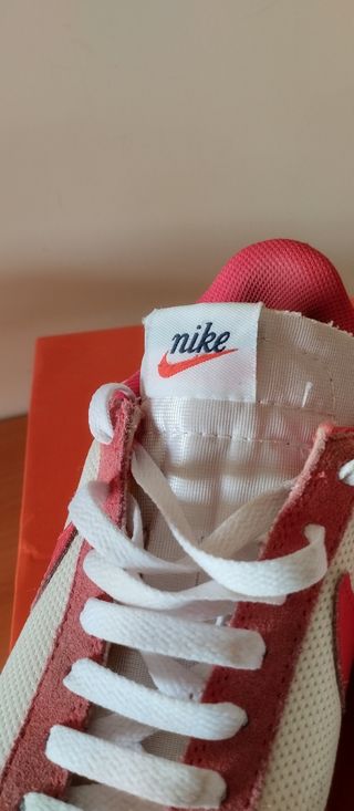 Zapatillas Nike blancas y Rojo Hombre