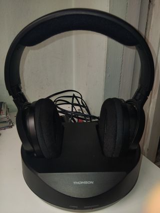 Auriculares Thomson para TV Negros