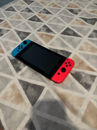 Nintendo Switch Azul y Rojo