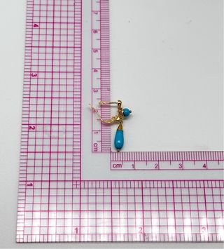 Pendientes de dama con piedras de oro 18k