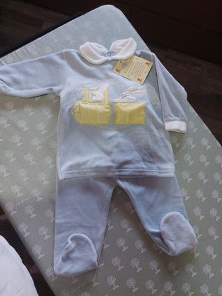 Completino ciniglia celeste 3 mesi nuovo con etich