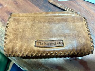 Cartera de piel lavada The Bagging Co.