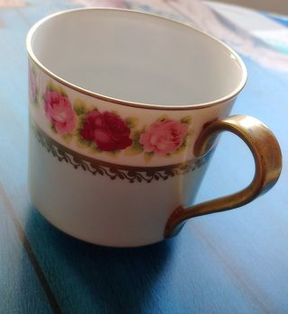 Tazza da tè anni '40 con rose