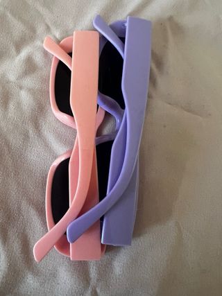 Gafas de sol Shein rosas y moradas