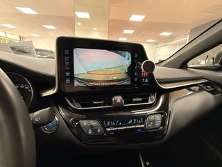 Toyota C-HR 1.8 125H Advance