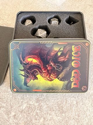 Set Dadi Dungeon and Dragons con Contenitore