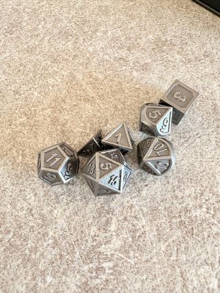 Set Dadi Dungeon and Dragons con Contenitore