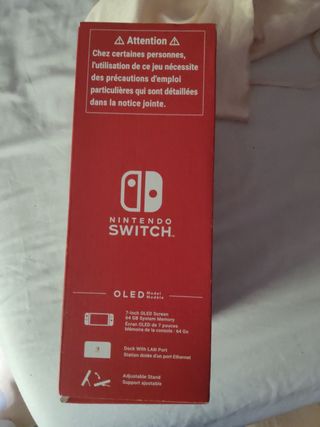 Nintendo Switch OLED Blanca en su caja 
