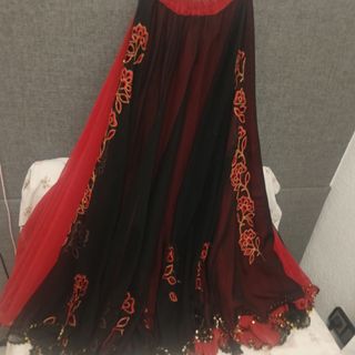 Falda larga con estampado floral