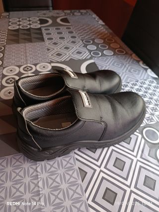 Zapatos de seguridad WORKTEAM negros
