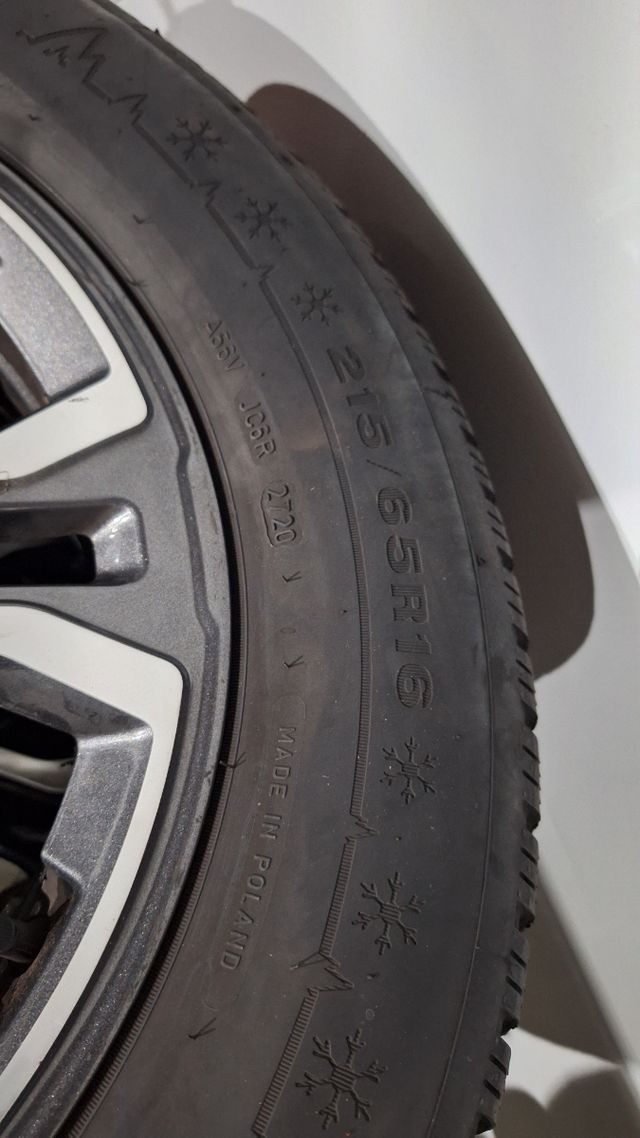 4 Cerchi e gomme Jeep 215 65 r 16