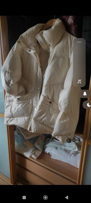 Chaqueta de plumas beige