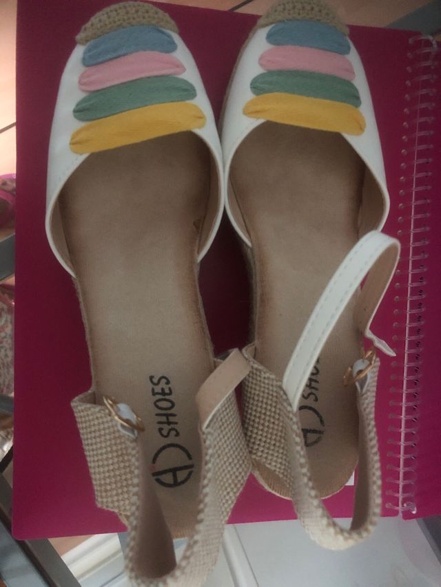 Cuñas multicolor talla 40 puestas de una vez