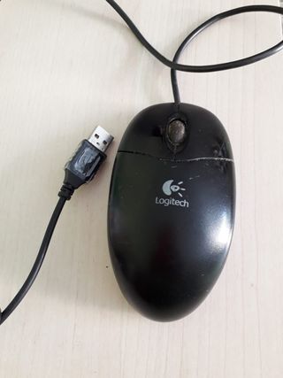 Mouse Logitech M-UAE96 USB Ottico Guasto