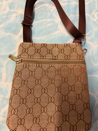 Riñonera Gucci Marrón Usada
si la quiere 655768507