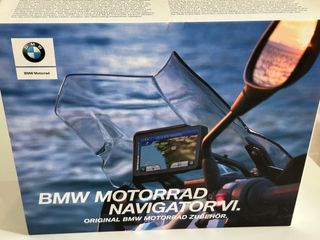 BMW Navigator VI con parasol
