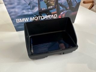 BMW Navigator VI con parasol