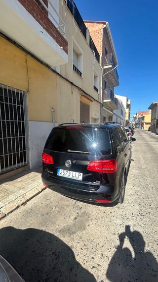 Volkswagen Touran 2011