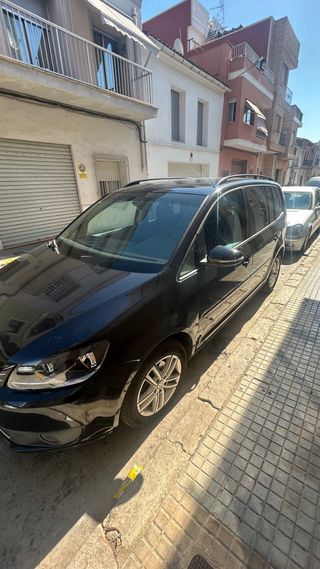 Volkswagen Touran 2011