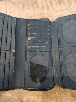 Cartera charol Desigual