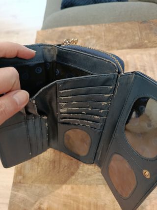 Cartera charol Desigual