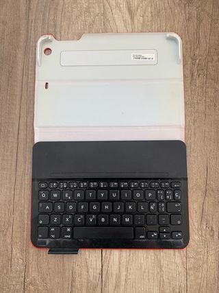Teclado Bluetooth Negro y Rojo