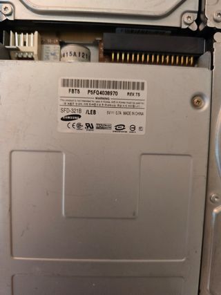 Lote 4 Discos Duros IDE + DVD