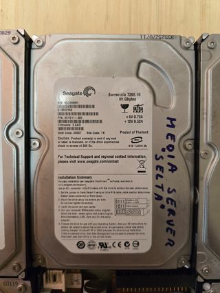 Lote 4 Discos Duros IDE + DVD