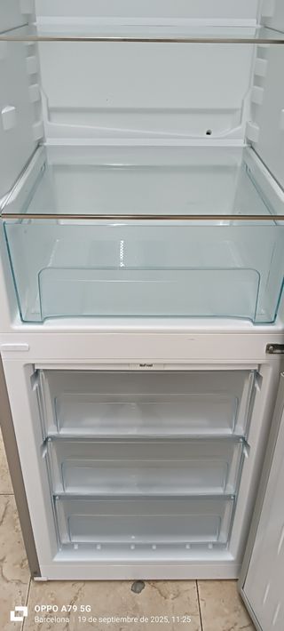 NEVERA COMBI LIEBHERR NO FROST ENERGÍA A+