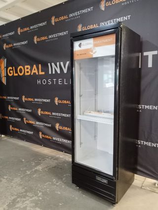 Nevera Expositora de Bebidas Negra