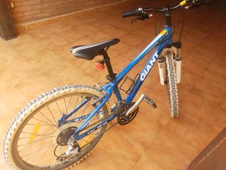 Bicicleta Infantil Giant Azul