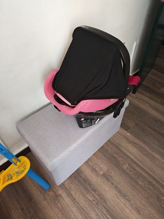 Silla de coche Concord rosa para cinturón