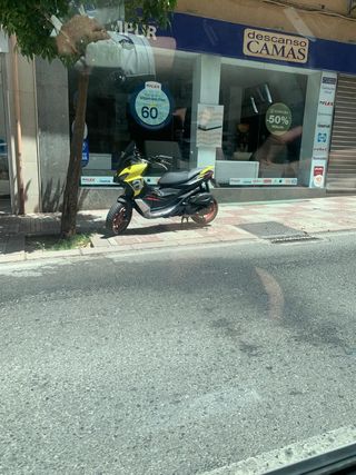 Moto Aprilia SR GT 125