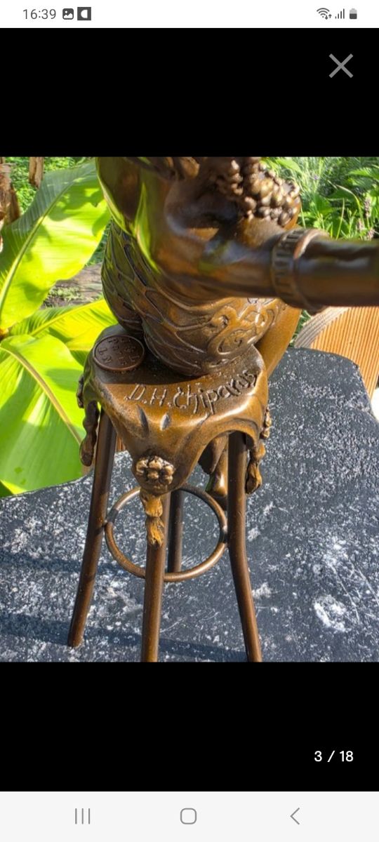 Figura de bronce bailarina
