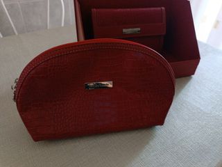 Estuche Neceser y Cartera Piel Guy Laroche Rojo