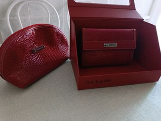 Estuche Neceser y Cartera Piel Guy Laroche Rojo