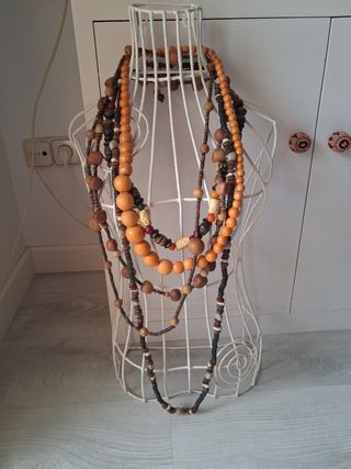Busto Expositor Joyas Collares Bolsos